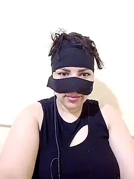 Snapshot of Diva_watine chatting on October 29, 7:15 pm Diva watine online show from October 29, 7:15 pm