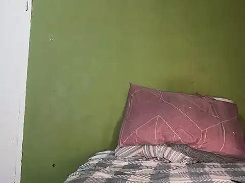 Liaprettygirl online show from March 19, 3:32 am