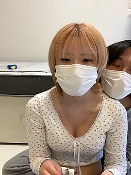 reon reonreon online show from December 18, 5:24 am