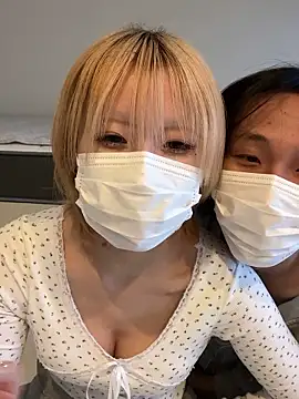 Snapshot of reon_reonreon chatting on January 13, 5:46 am reon reonreon online show from January 13, 5:46 am