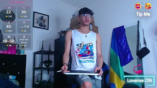 Gael Jones online show from September 29, 9:19 pm