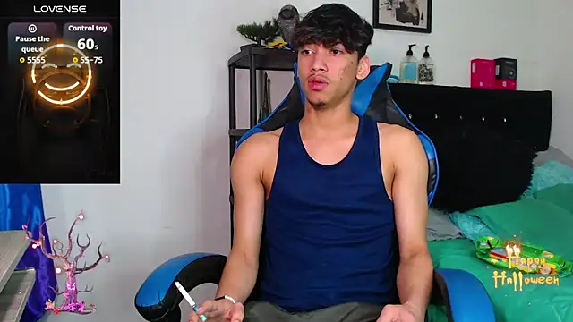 Gael Jones online show from October 31, 5:30 am