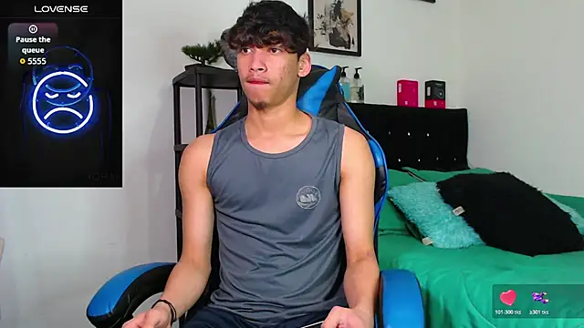 Gael Jones online show from November 4, 5:28 am