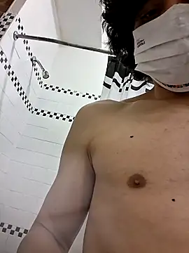 Snapshot of A-10900 chatting on February 12, 1:28 pm A-10900 online show from February 12, 1:28 pm