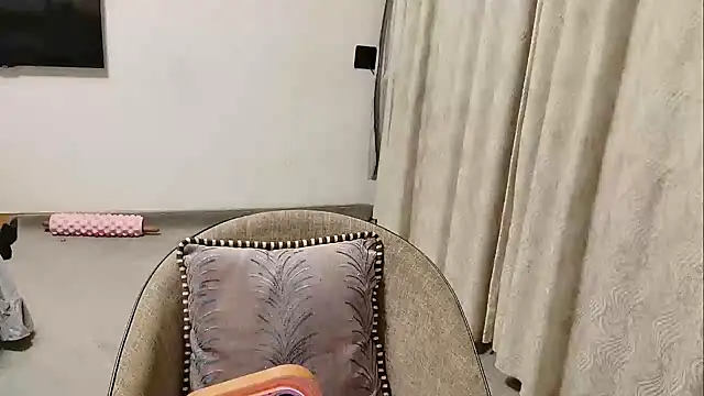 Shi luo2025 online show from March 20, 2:11 pm