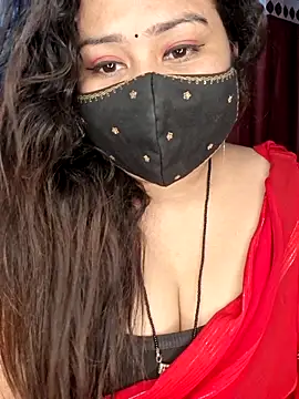 Snapshot of indian-hotmilfs chatting on April 18, 7:58 pm indian-hotmilfs online show from April 18, 7:58 pm