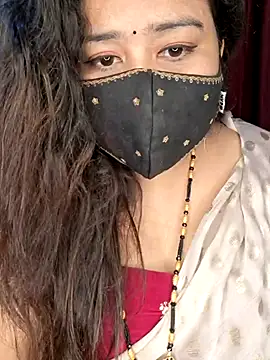 Snapshot of indian-hotmilfs chatting on May 5, 3:53 pm indian-hotmilfs online show from May 5, 3:53 pm
