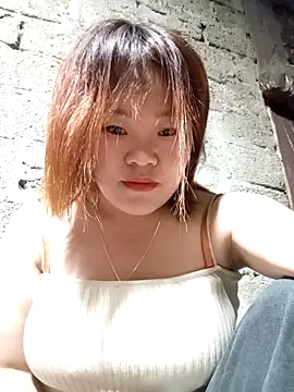 Snapshot of sukabae00 chatting on April 2, 1:31 pm sukabae00 online show from April 2, 1:31 pm
