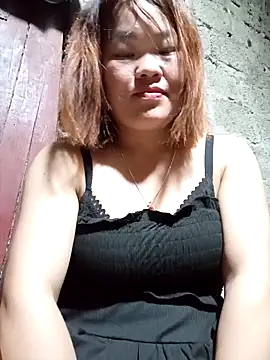 Snapshot of sukabae00 chatting on April 25, 1:41 pm sukabae00 online show from April 25, 1:41 pm