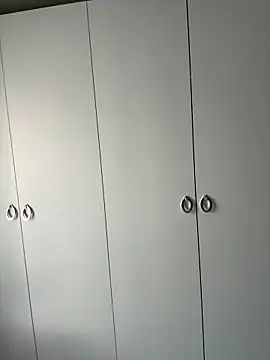 TenderLaGlamor online show from November 13, 12:37 pm