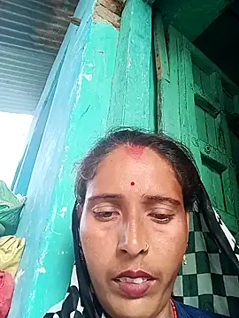 Snapshot of Arti13A chatting on June 23, 1:14 am Arti13A online show from June 23, 1:14 am