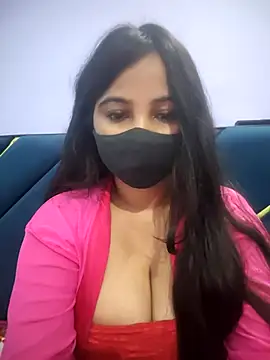 Snapshot of Lusty-radhika chatting on March 27, 11:15 pm Lusty-radhika online show from March 27, 11:15 pm