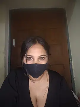 Snapshot of Lusty-radhika chatting on July 9, 11:53 pm Lusty-radhika online show from July 9, 11:53 pm