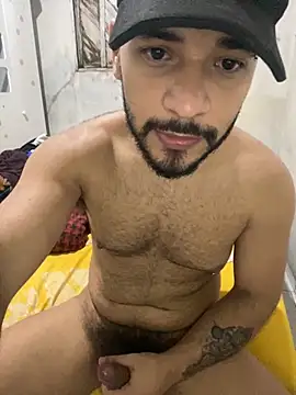 Snapshot of spiderfindom chatting on September 24, 5:22 am spiderfindom online show from September 24, 5:22 am