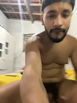 Snapshot of spiderfindom chatting on October 23, 5:07 am spiderfindom online show from October 23, 5:07 am