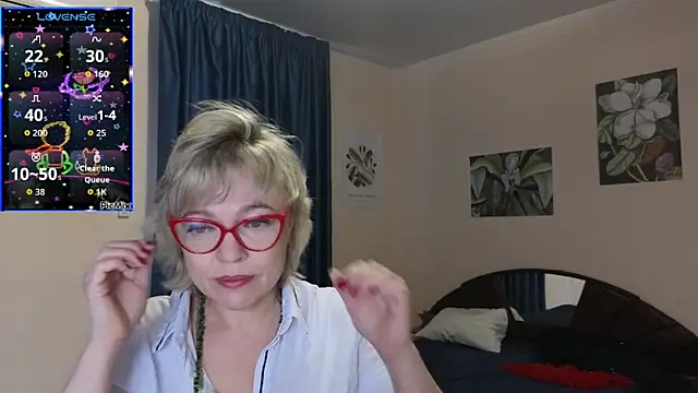 Snapshot of Rosette_Pricky chatting on October 18, 1:01 pm Rosette Pricky online show from October 18, 1:01 pm