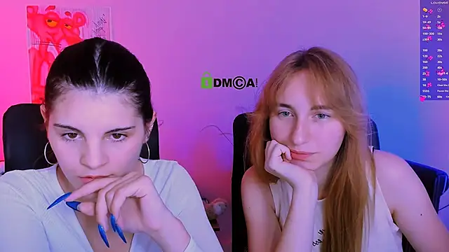 Snapshot of lizzie_boom chatting on December 2, 8:37 pm lizzie boom online show from December 2, 8:37 pm