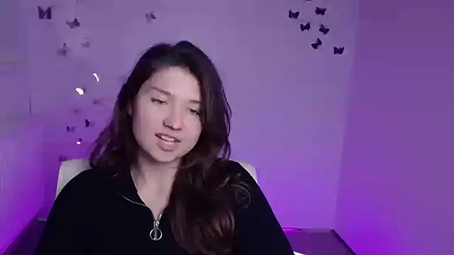 Snapshot of Sandra_Curly chatting on October 5, 5:33 pm Sandra Curly online show from October 5, 5:33 pm