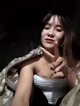 TinTim02 online show from February 8, 2:20 pm