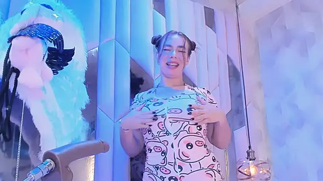 Snapshot of TessaCooper1 chatting on November 2, 3:36 pm TessaCooper1 online show from November 2, 3:36 pm