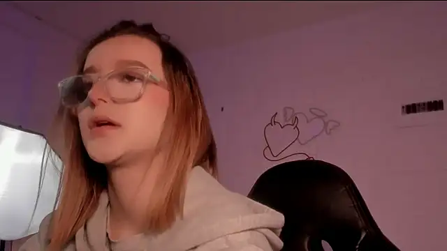 kristal joi dl online show from September 23, 12:08 pm