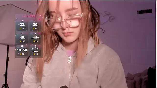 kristal joi dl online show from September 26, 12:20 pm