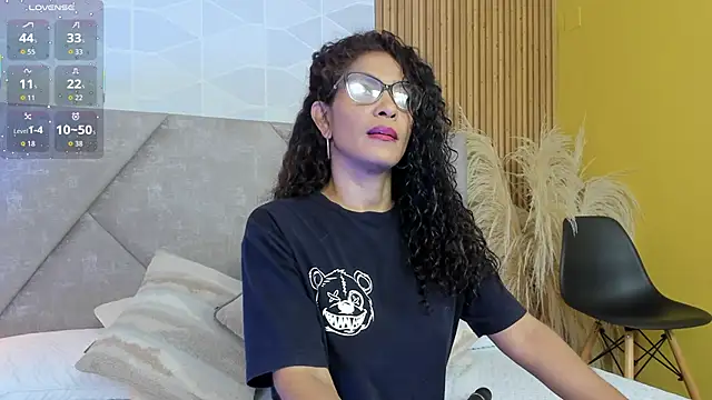 Brunnette Sensation online show from September 22, 6:32 pm