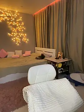 Snapshot of Bellissa_ chatting on October 30, 2:29 pm Bellissa  online show from October 30, 2:29 pm