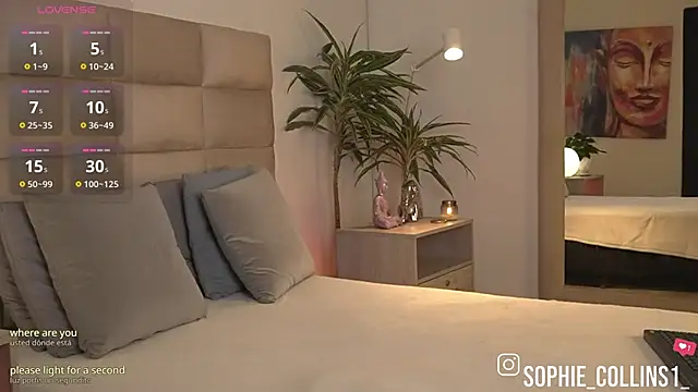 Snapshot of SophieCollins_1 chatting on June 6, 11:48 am SophieCollins 1 online show from June 6, 11:48 am