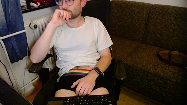 ChefDeLust online show from November 4, 6:18 pm