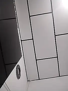 Snapshot of Nahomi_04 chatting on October 25, 11:21 pm Nahomi 04 online show from October 25, 11:21 pm