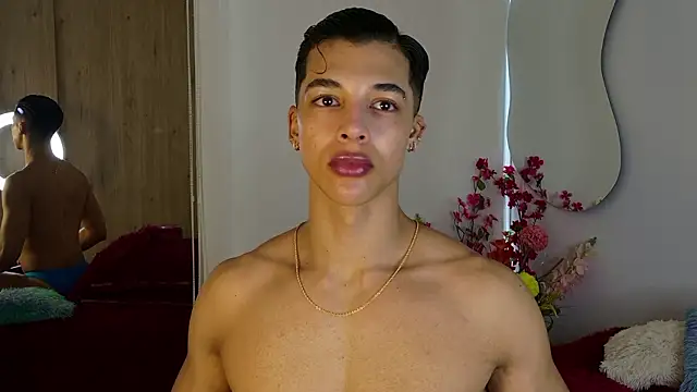 Snapshot of Troye_Williams chatting on March 27, 1:55 pm Troye Williams online show from March 27, 1:55 pm