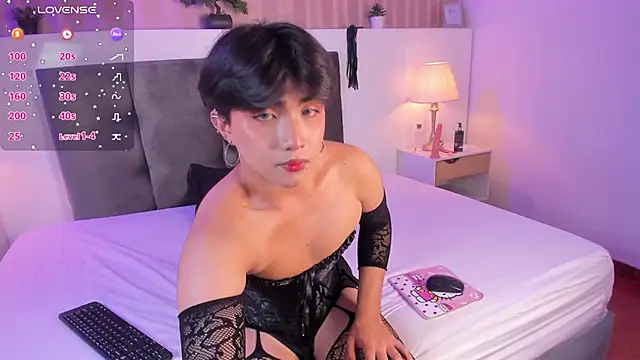 Creamy Angelo online show from September 13, 4:12 am