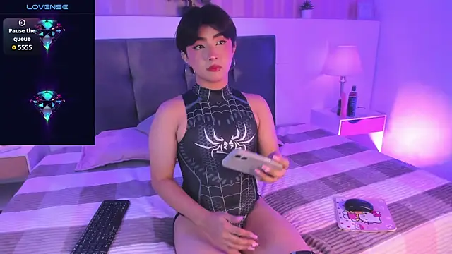 Creamy Angelo online show from September 18, 4:36 am