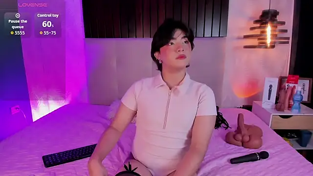 Creamy Angelo online show from November 26, 8:54 pm