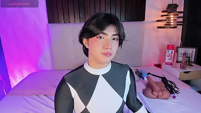 Creamy Angelo online show from January 10, 4:14 am