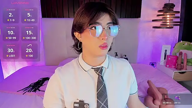 Creamy Angelo online show from March 12, 4:18 am