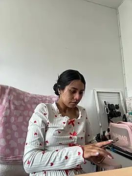 Victoria alson online show from May 8, 1:16 pm