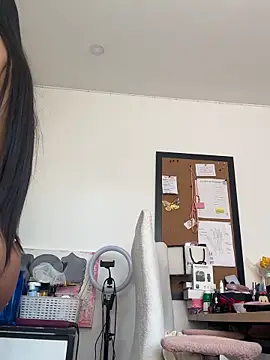 Victoria alson online show from June 11, 3:10 pm