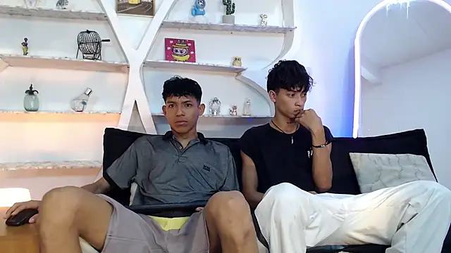 BEAUTY BOYS1 online show from September 23, 7:11 am