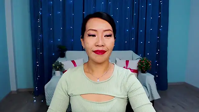 LiaPak online show from September 11, 12:00 am