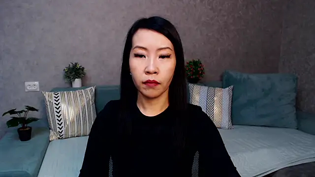 LiaPak online show from November 13, 1:04 am