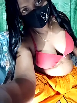 Snapshot of Mistompa24 chatting on April 5, 4:26 pm Mistompa24 online show from April 5, 4:26 pm
