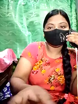 Snapshot of Mistompa24 chatting on June 10, 2:49 pm Mistompa24 online show from June 10, 2:49 pm