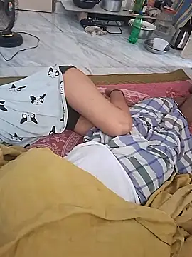 Hottestttu online show from October 26, 6:19 am