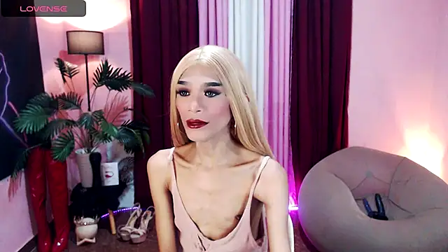 itsmeMonicaloove69 online show from September 12, 2:00 am