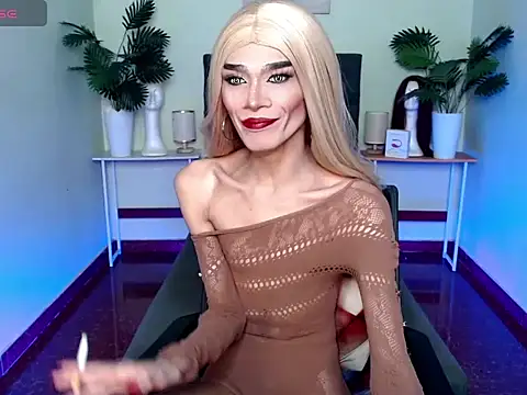 itsmeMonicaloove69 online show from October 13, 6:52 pm