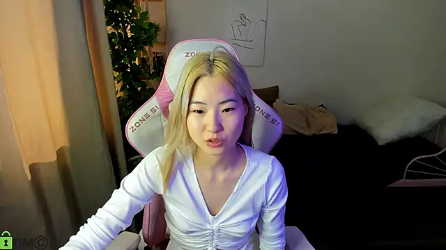 Aisi 18 online show from September 25, 6:50 am