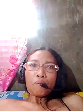 Snapshot of pinayhotii chatting on September 9, 11:15 pm pinayhotii online show from September 9, 11:15 pm