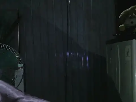 Snapshot of pinayhotii chatting on September 14, 12:37 pm pinayhotii online show from September 14, 12:37 pm